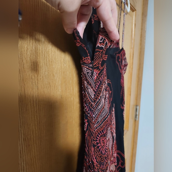 Semi formal dress - Picture 8 of 9